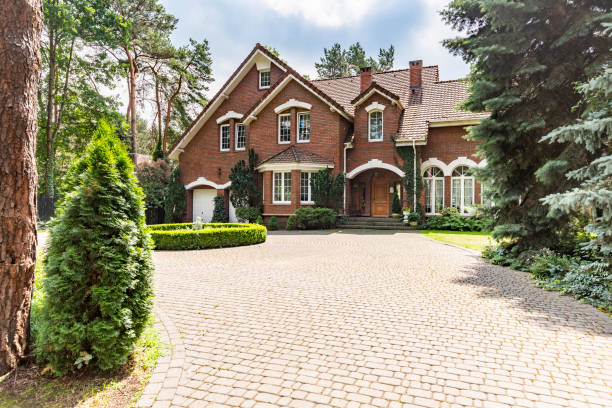 Best Driveway Paving Contractor  in Boonville, IN